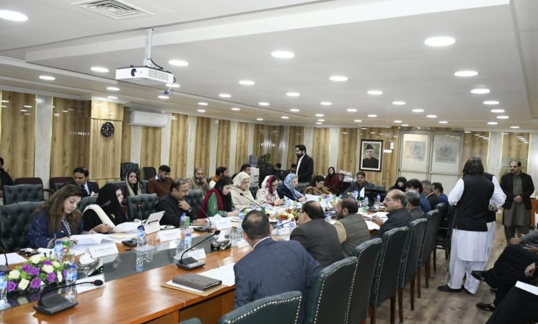 senior citizens bill - Committee Backs Senior Citizens Bill to Boost Protections