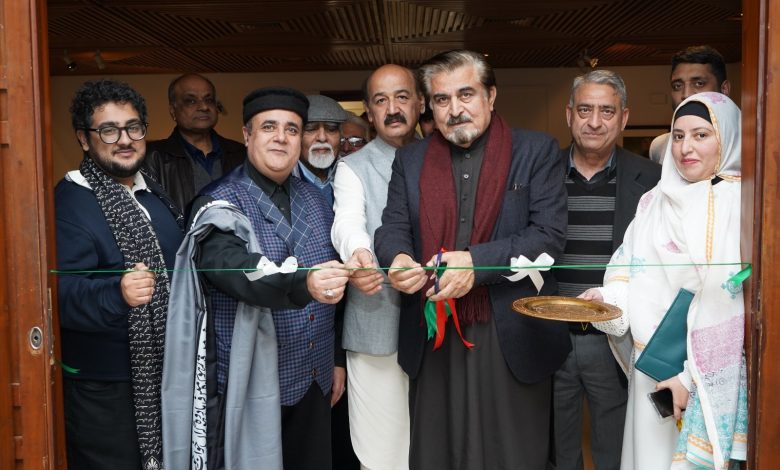 calligraphy exhibition - Calligraphy Exhibition Breaks Tradition in Islamabad