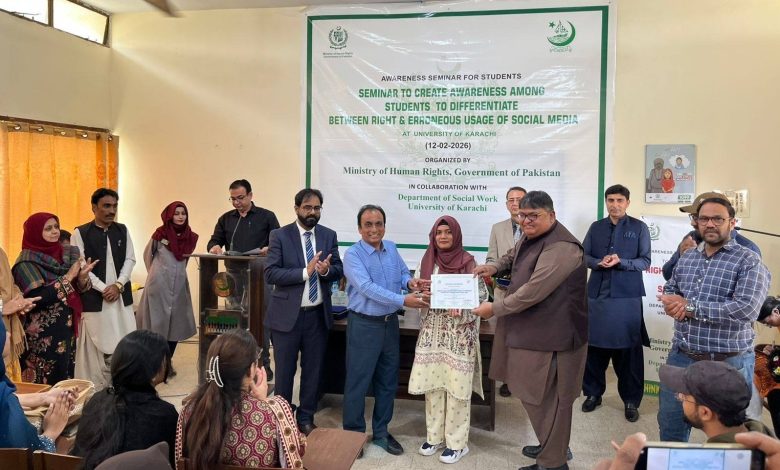 social media responsibility - Promoting Responsible Social Media Use Among Students