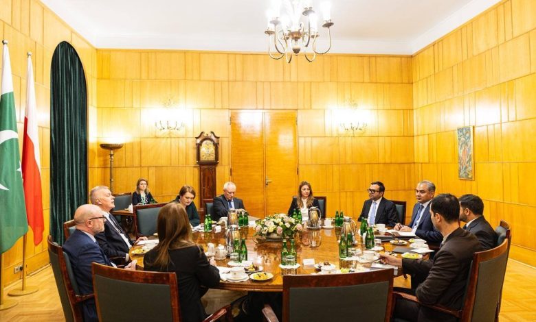pakistan poland ties - Deepening Pakistan Poland Ties Through High Level Meeting
