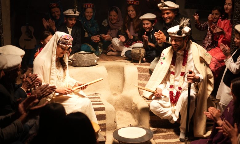 noor-e-nazar - Humnava Unveils Noor-e-Nazar Global Love Song