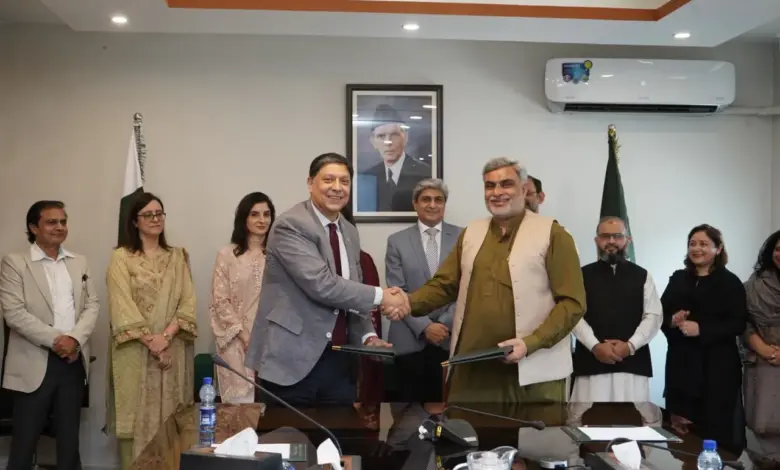 MoFEPT and Nestlé Pakistan officials at LoU signing ceremony in Islamabad