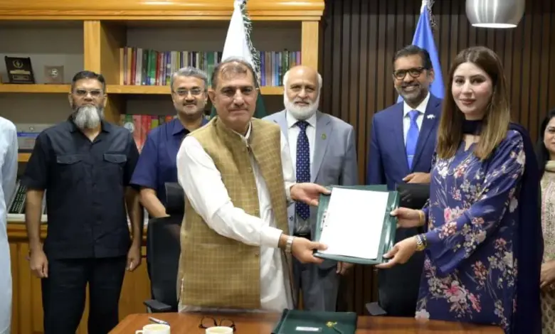 HEC and PSEB officials at MoU signing ceremony in Islamabad