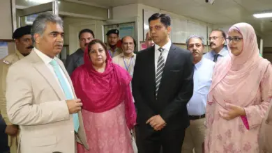 Federal Secretary Muhammad Aslam Ghori visiting Shaikh Zayed Hospital Lahore