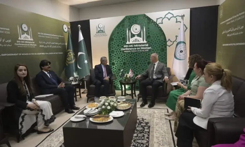 TRNC Minister Oğuzhan Hasipoğlu addressing the OIC ministerial conference in Islamabad
