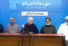 Hafiz Naeemur Rehman addressing a press conference at Idara Noor-e-Haq in Karachi