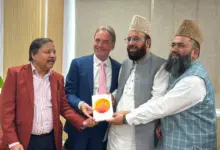 Sardar Muhammad Yousaf meeting Maulana Abdul Khabir Azad and Dr Leif Hetland in Islamabad