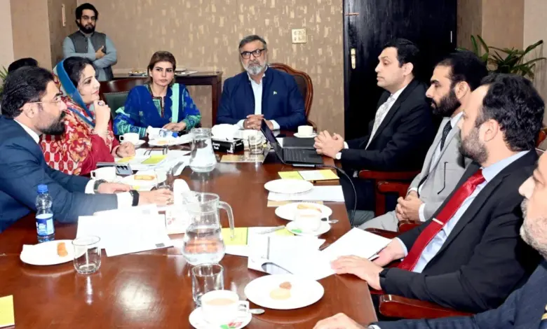 Senate committee meeting at Parliament House on proposed cashless health insurance scheme