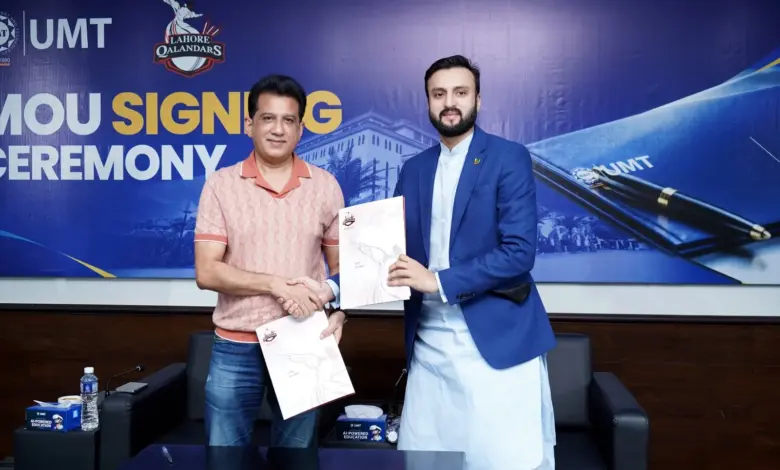 Atif Rana and Ibrahim Murad sign MoU between Lahore Qalandars and UMT