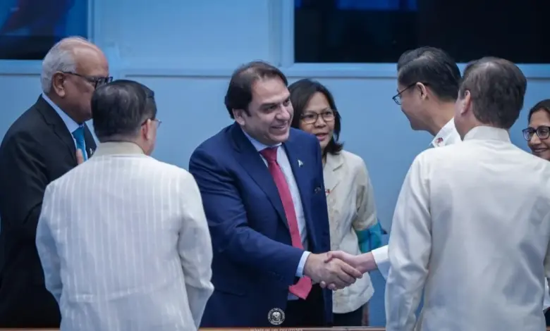 Senator Abdul Qadir meeting Philippine Senate President Sherwin Gatchalian in Manila