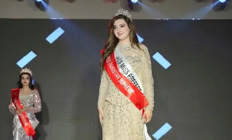 Komal Butt: Young Journalist and Anchor Making Her Mark in Pakistan’s Pageant Scene