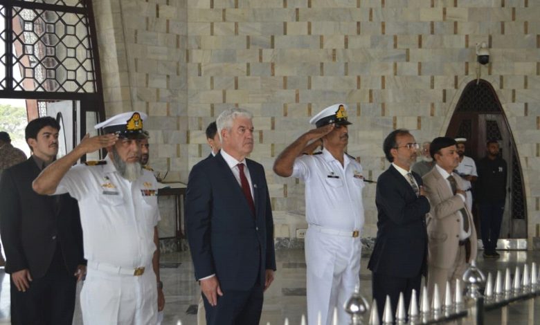 portugal ambassador - Portugal Ambassador Visits Quaid-e-Azam Mausoleum