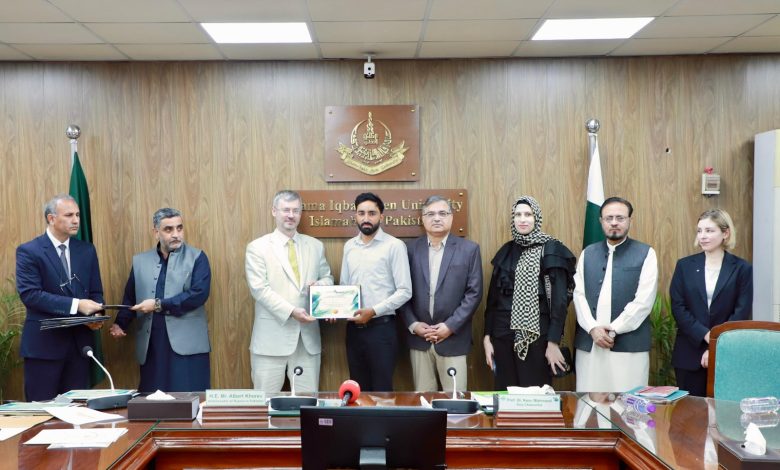 russian language - AIOU Students Embrace Russian Language Program