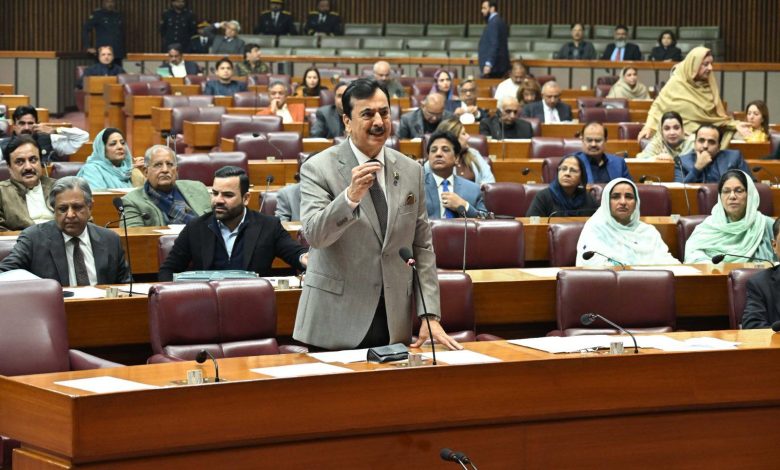 minorities caucus - Gilani Drives Minorities Caucus for Rights
