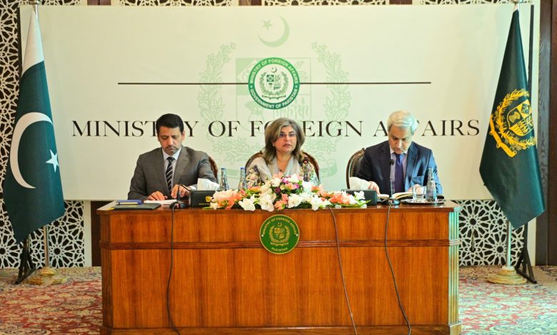 border security - Foreign Secretary Briefs Diplomats on Border Security
