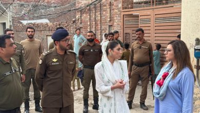 maryam nawaz - Maryam Nawaz visits survivor in Lahore