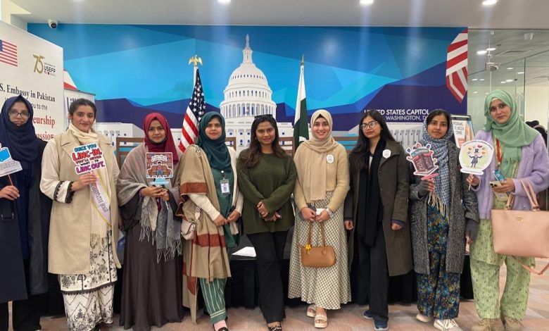 lincoln corner islamabad - Students Explore Lincoln Corner Islamabad