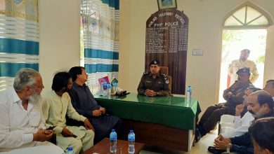 patrolling police - Patrolling Police Regional Officer Visits Hattar Post